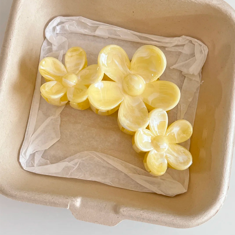 Korean-style gentle polka dot  - đánh giá và giá Home Decor Yellow