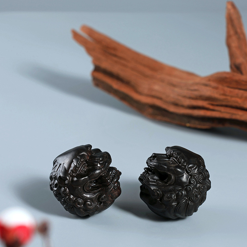 Chinese Black Sandalwood Carve - đánh giá và giá Home Decor Enthusiast