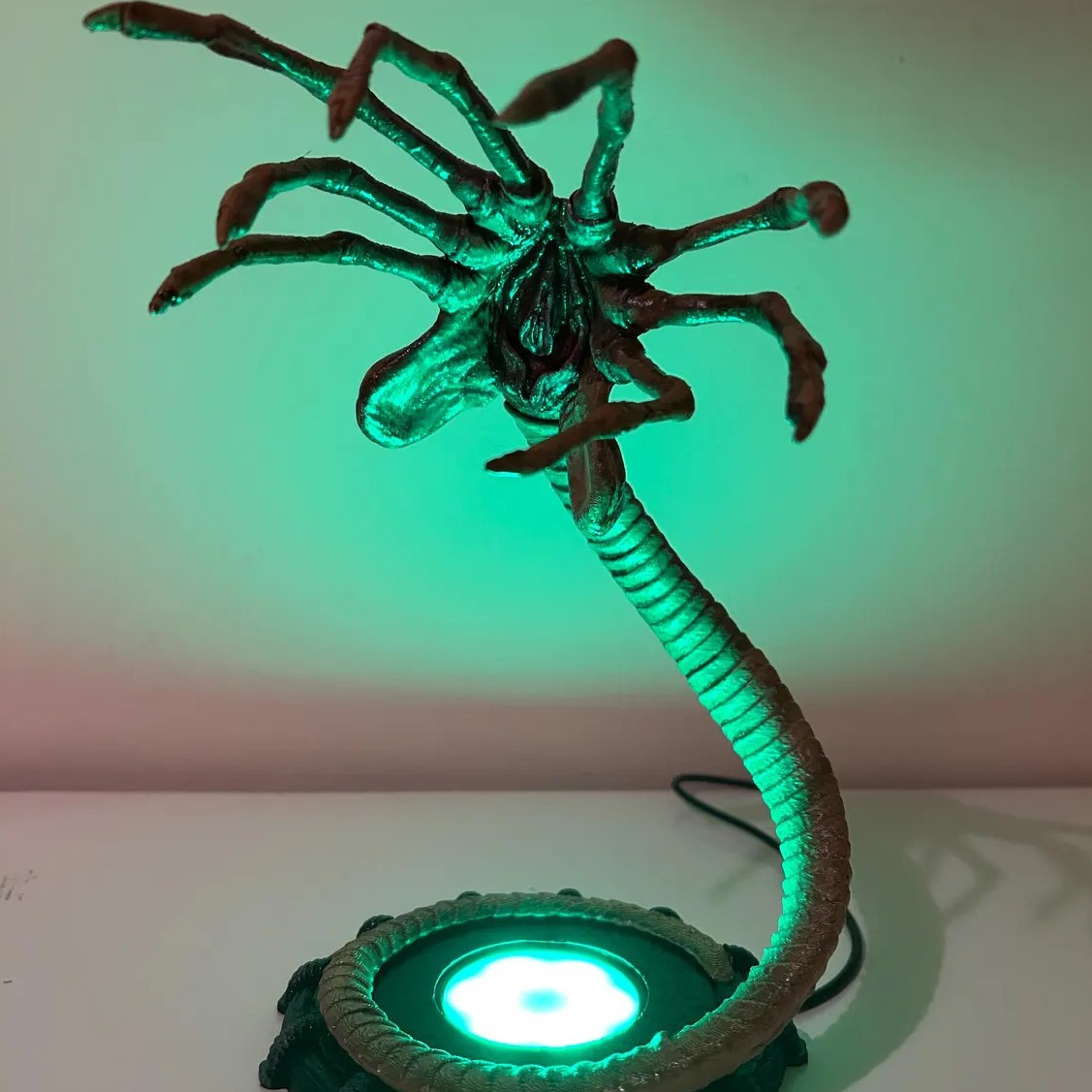 Alien Facehugger Lamp Nightlig - đánh giá và giá Home Decor Lighting